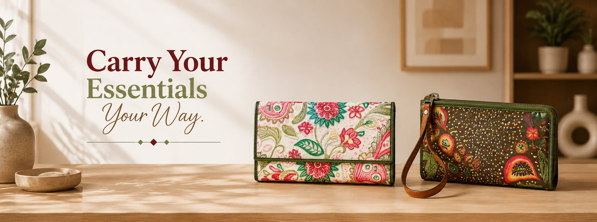 Wallet vs Wristlet: What's the Difference?